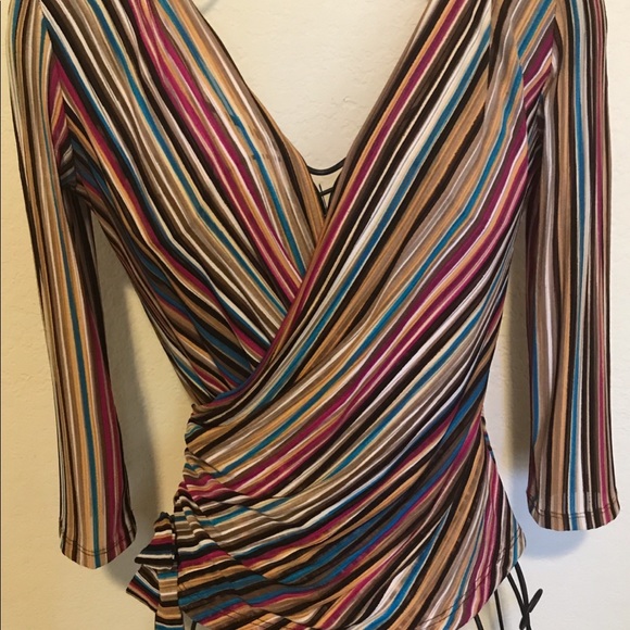 Catch Me, Wrap Top size S/M - Picture 2 of 6